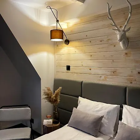 Aspen House I فندق مبيت وإفطار 3*
