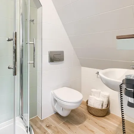Aspen House I 3* زاكوباني
