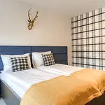 Aspen House I 3*