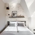 Aspen House I 3*