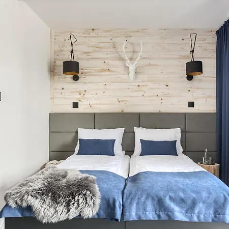 Aspen House I 3*