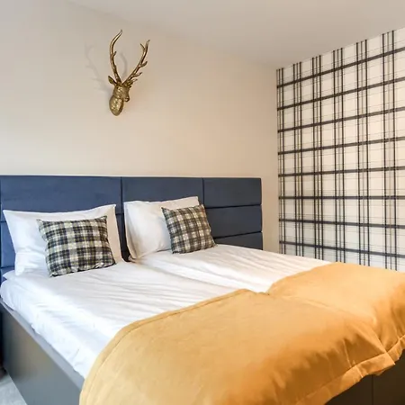 Aspen House I 3*