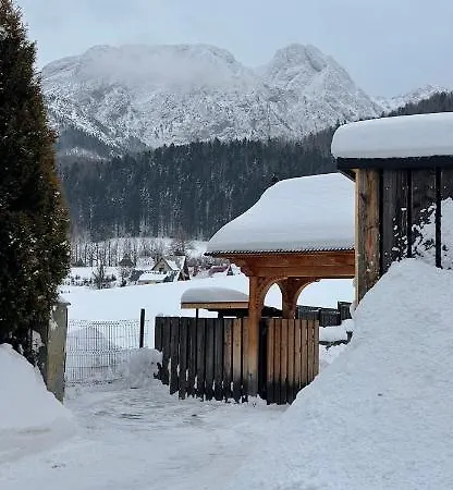 לינה וארוחת בוקר Aspen House I זקופאנה