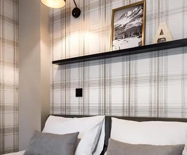 Nocleg ze śniadaniem Aspen House I