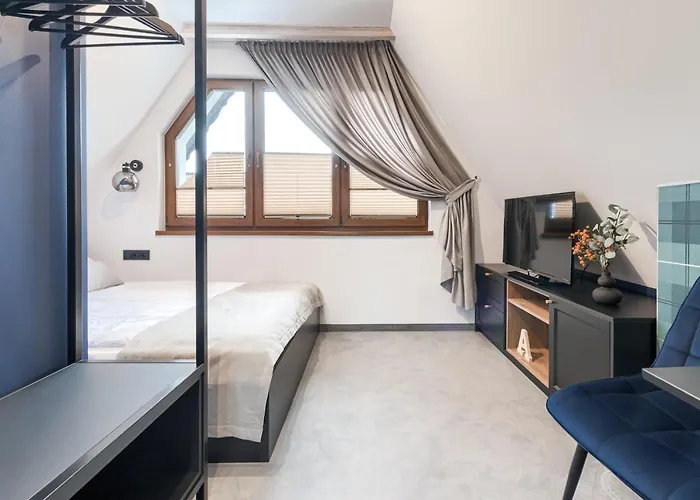 Nocleg ze śniadaniem Aspen House I 3*